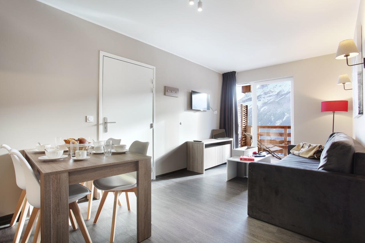 Residence Odalys Le Village De Praroustan 普华露 外观 照片